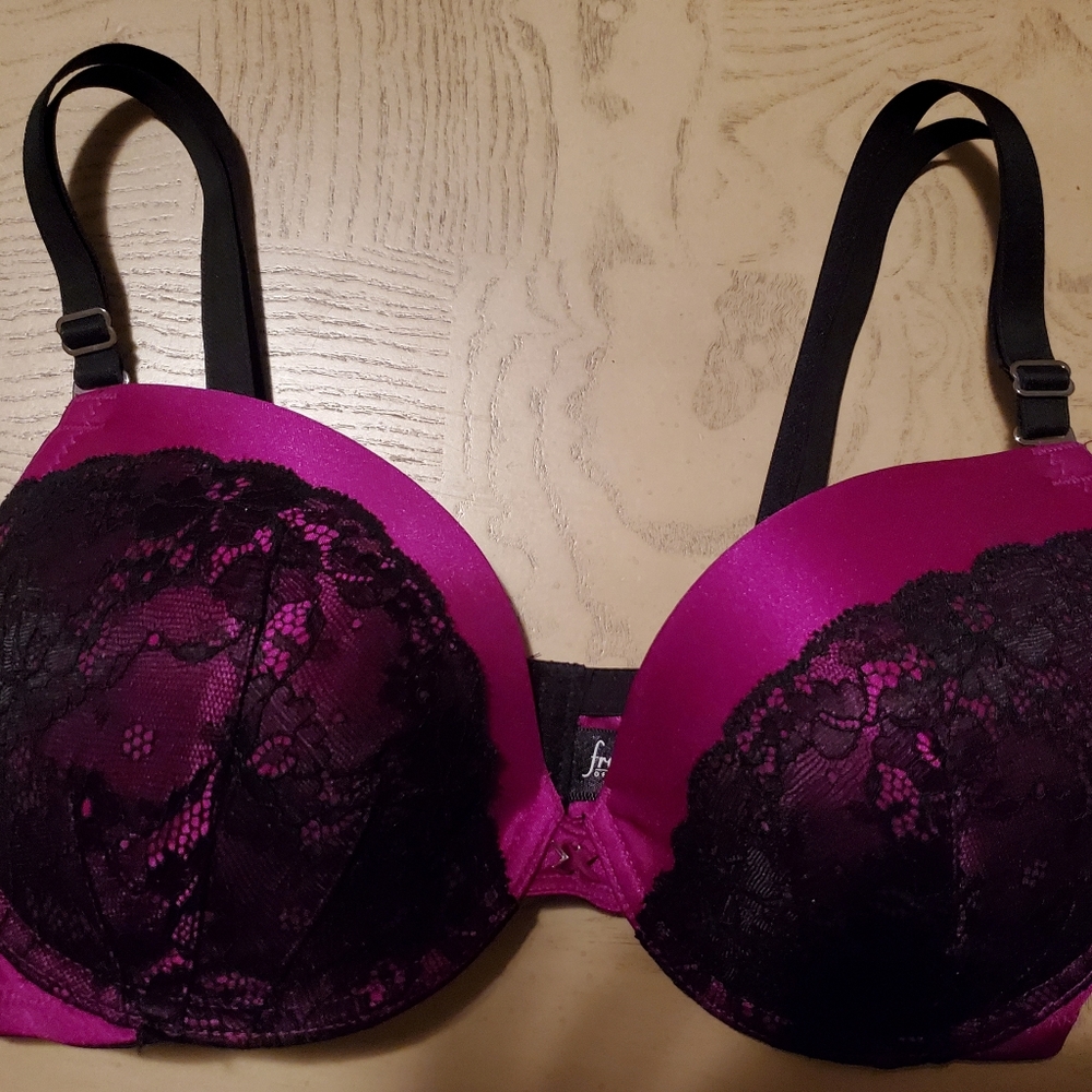 Frederick's Sexy Push Up Bras 34D